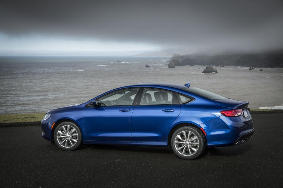  Chrysler 200S (UF) 2014 года  (фото 11 из 40)